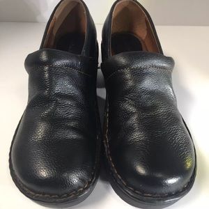 Women’s Clogs By Browns Landing Size 7